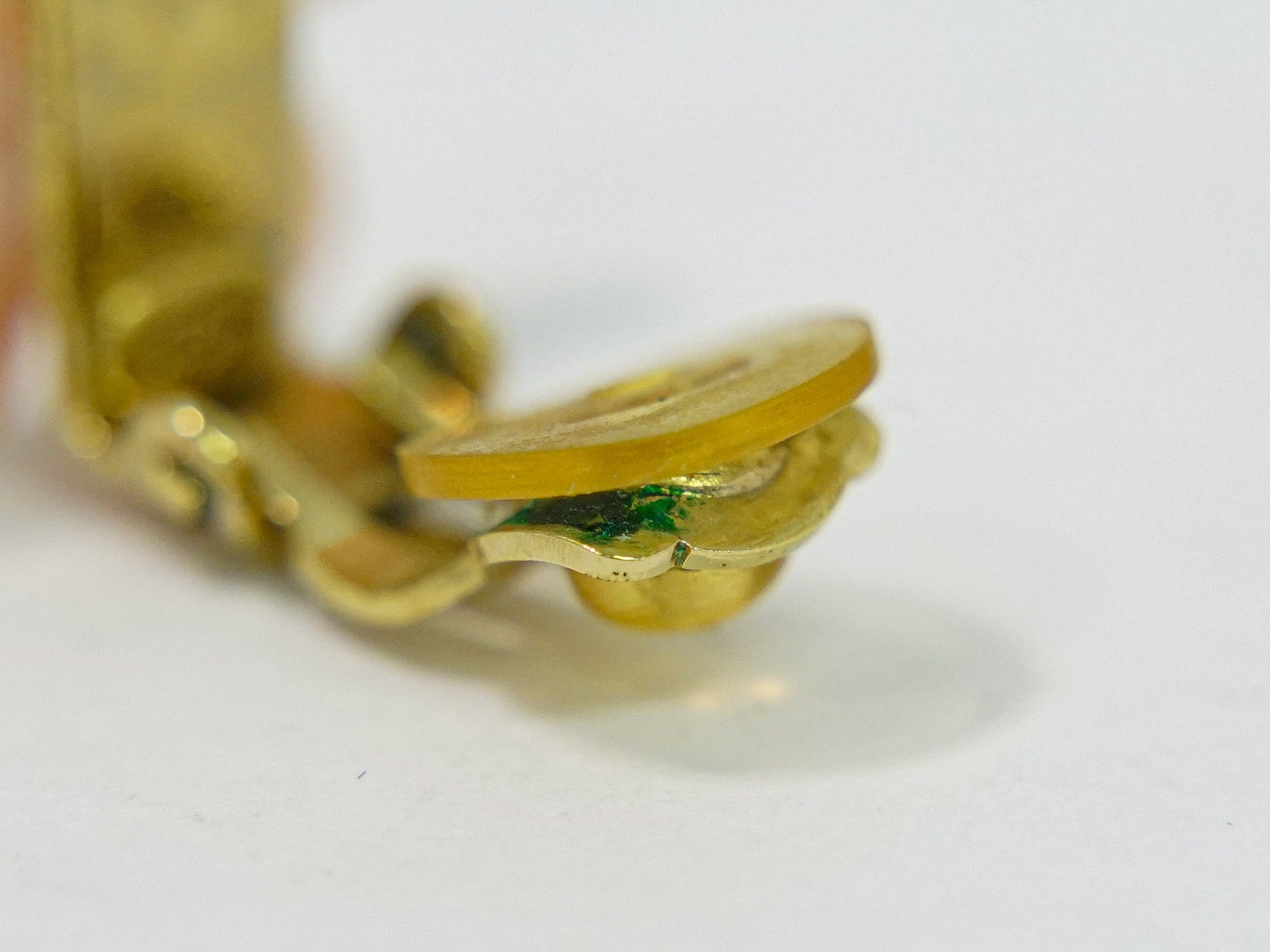 Chanel Vintage CC Flower Clip-On Earrings Metal