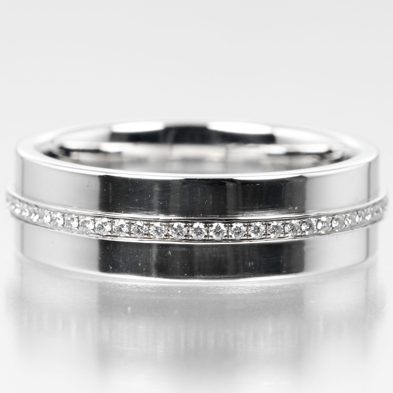 Tiffany & Co. Tiffany T Ring 18K White Gold and Diamonds