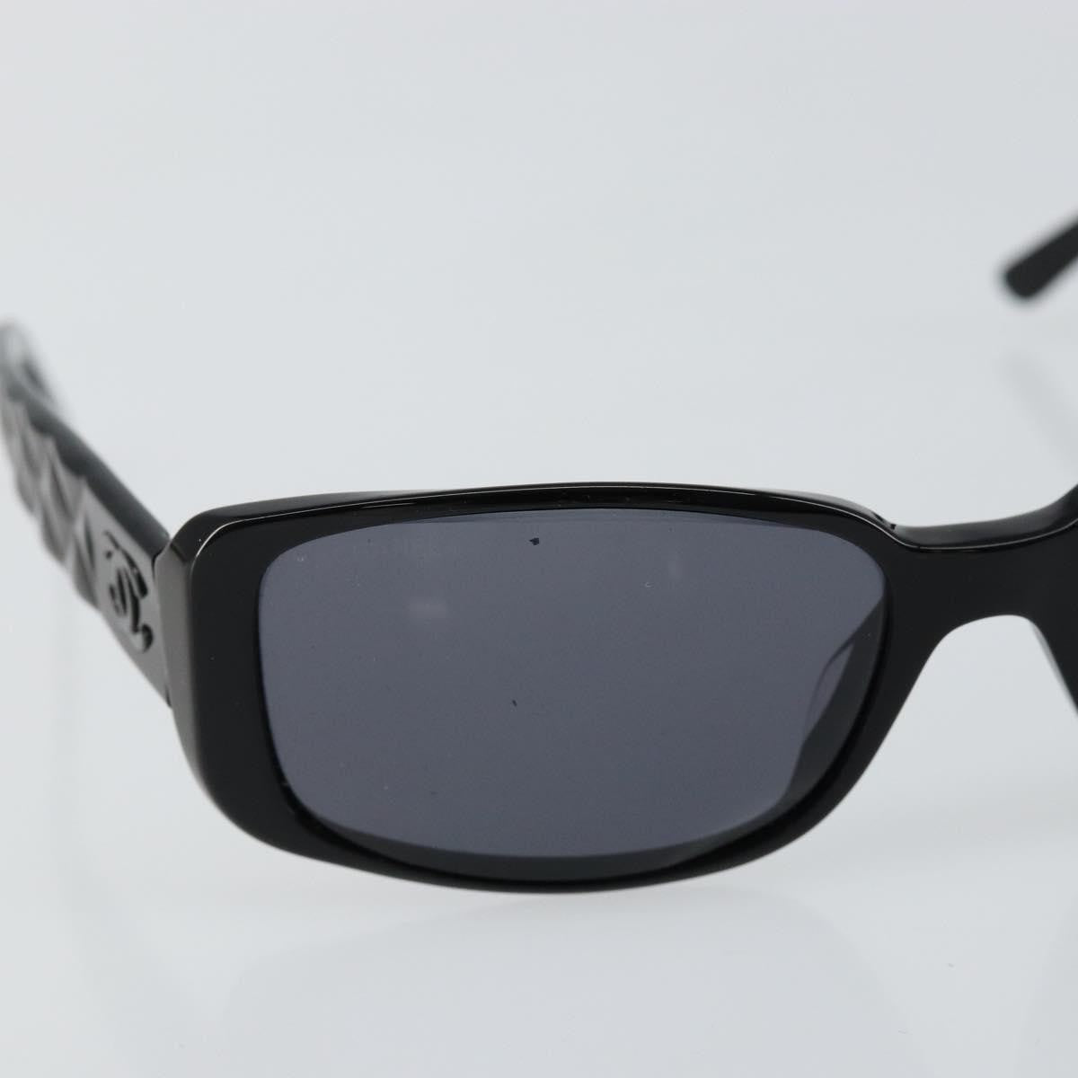 Chanel Camélia sunglasses Plastic