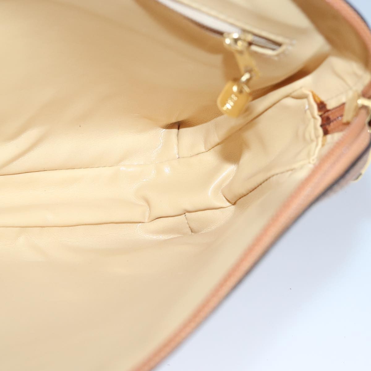 Bally Vintage Shoulder Bag Leather