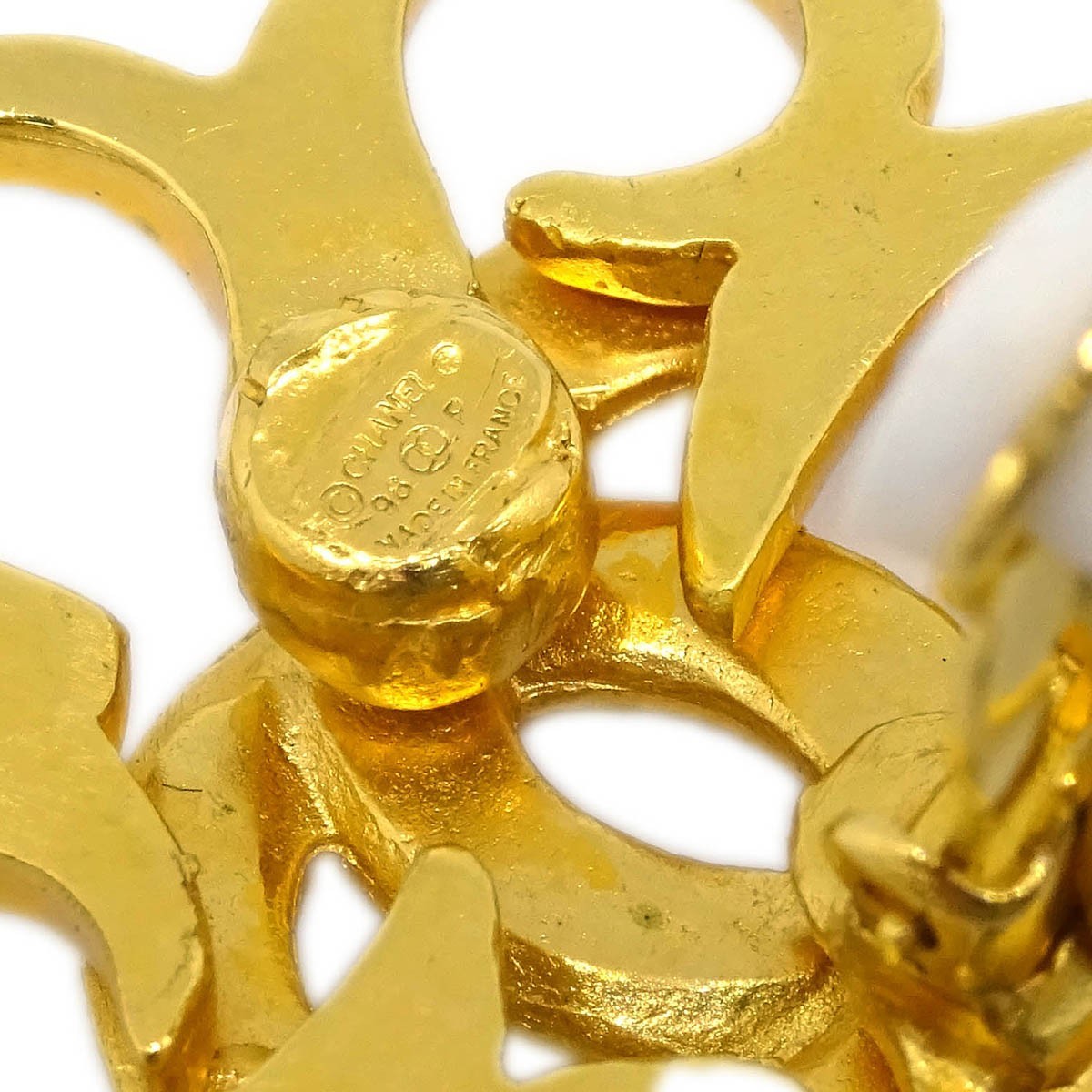 Chanel Vintage CC Flower Clip-On Earrings Metal