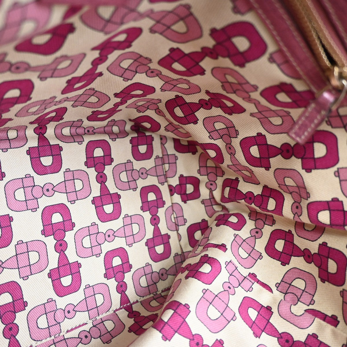 Gucci Jolicoeur Tote GG Canvas