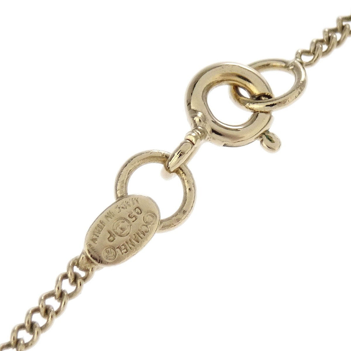 Chanel CC and Heart Pendant Necklace Metal