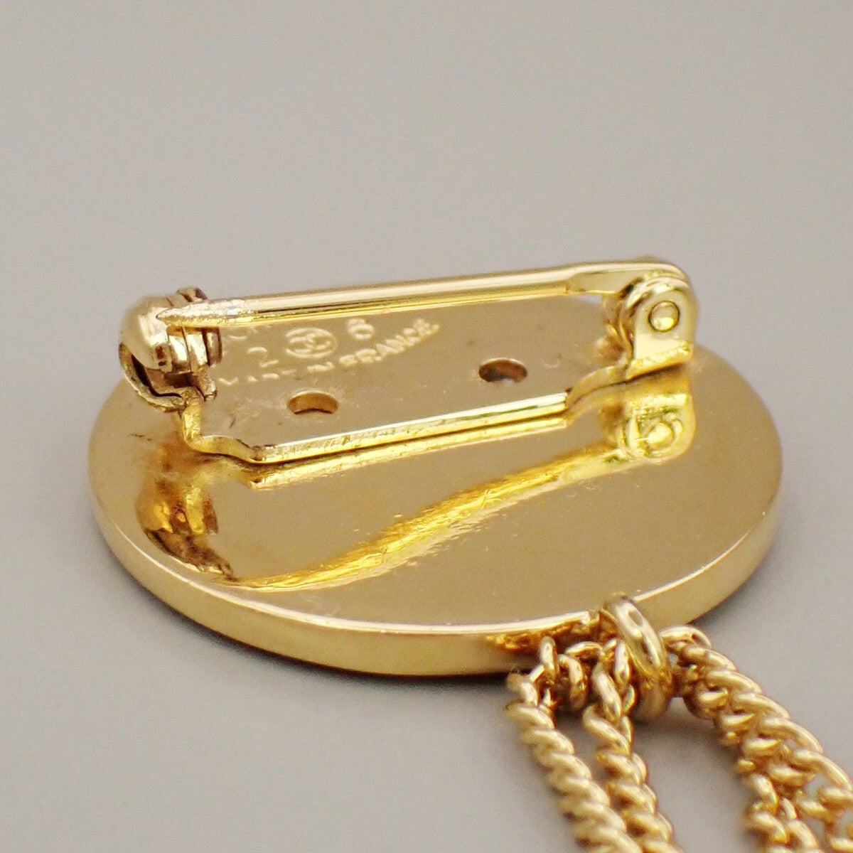 Chanel Vintage Medallion Flap Bag Brooch Metal