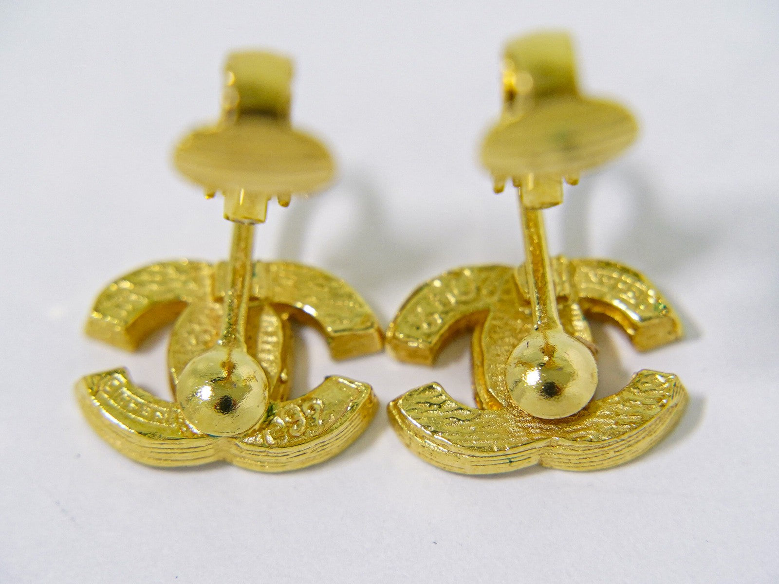 Chanel Vintage CC Clip-On Earrings Metal