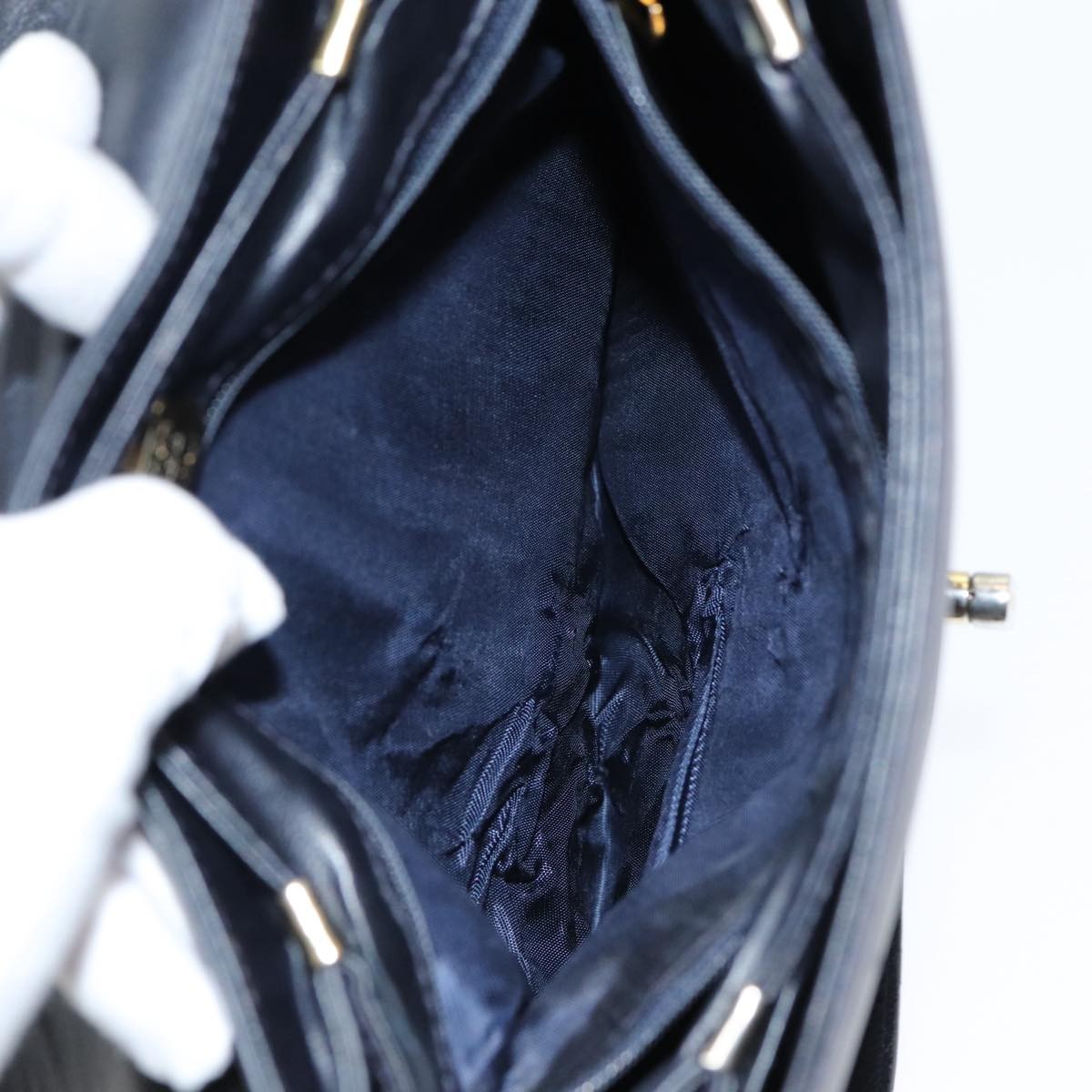 Bally Vintage Shoulder Bag Leather