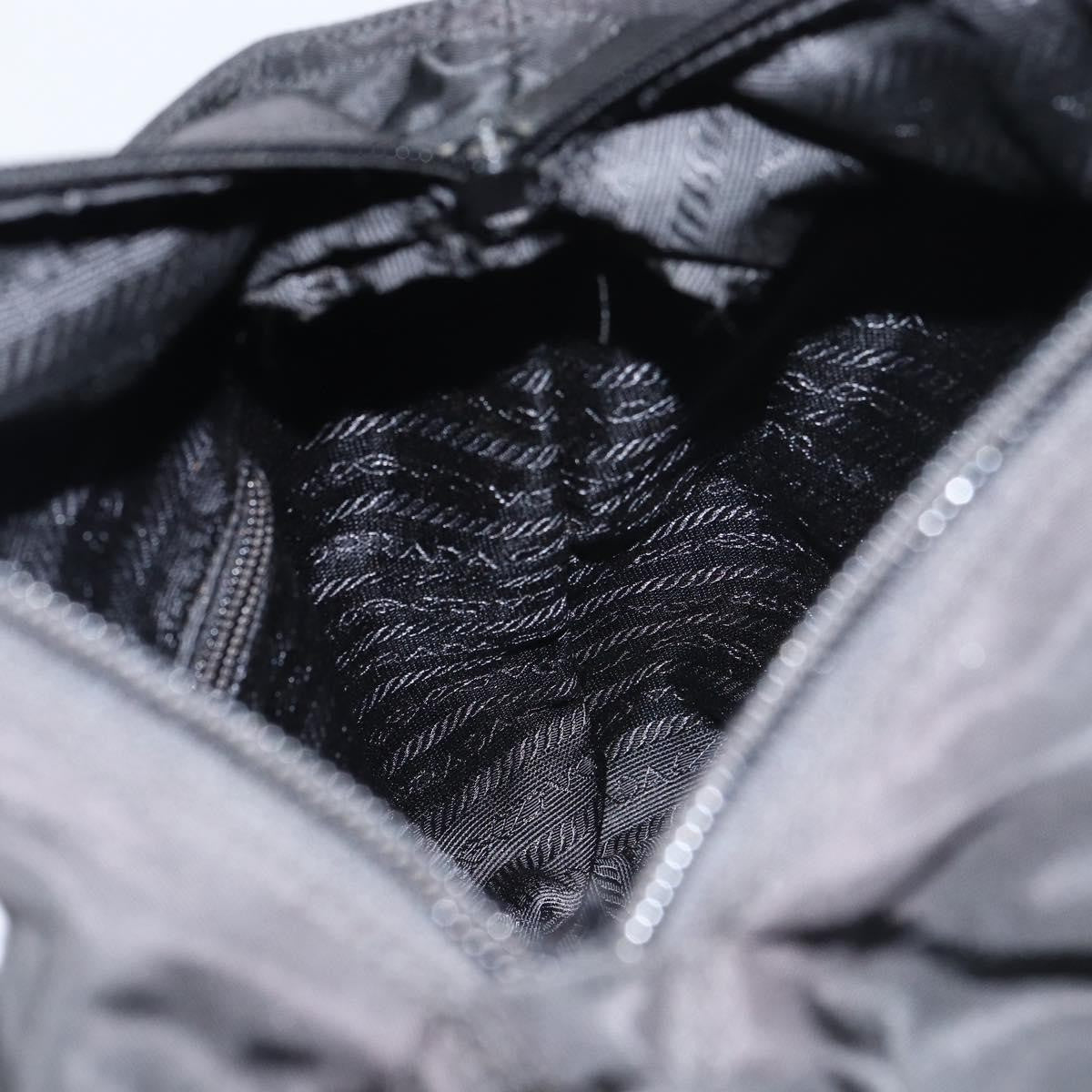 Prada Vintage Zip Tote Tessuto