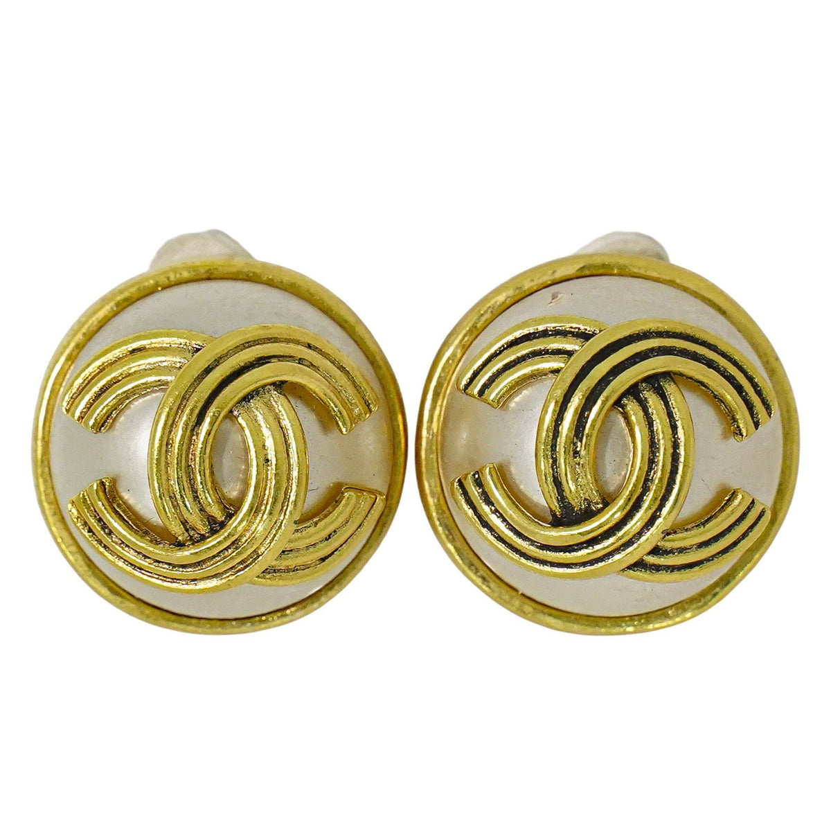 Chanel Vintage Round CC Clip-On Earrings Metal with Faux Pearl