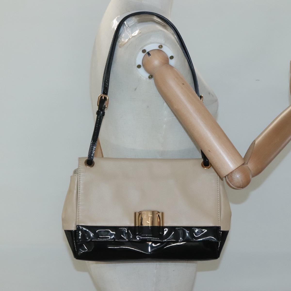 Salvatore Ferragamo Vala Shoulder Bag Leather