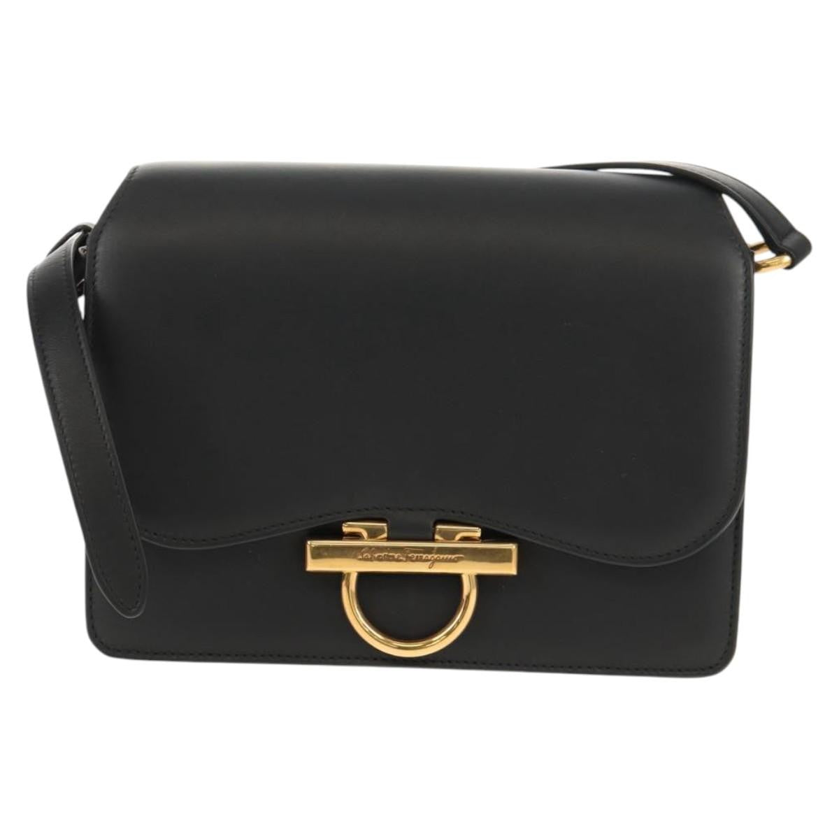 Salvatore Ferragamo Joanne Shoulder Bag Leather