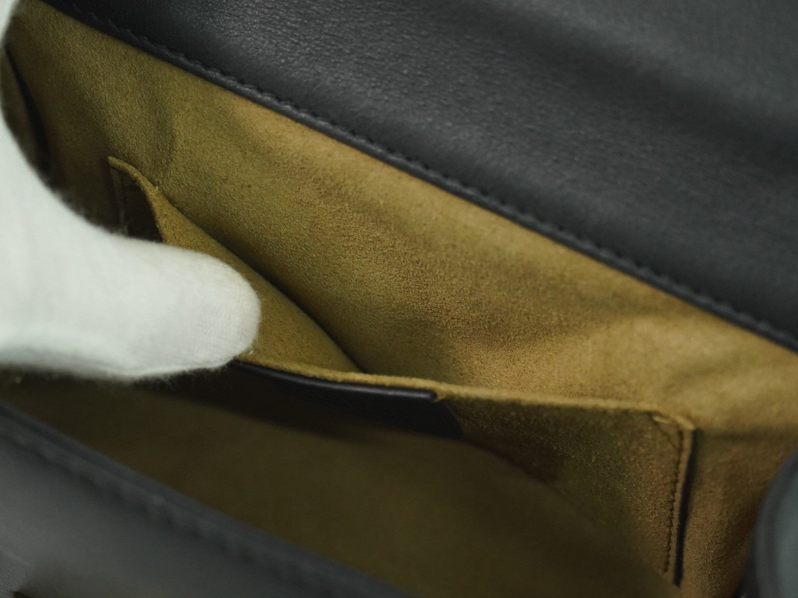 Gucci Padlock Shoulder Bag Leather