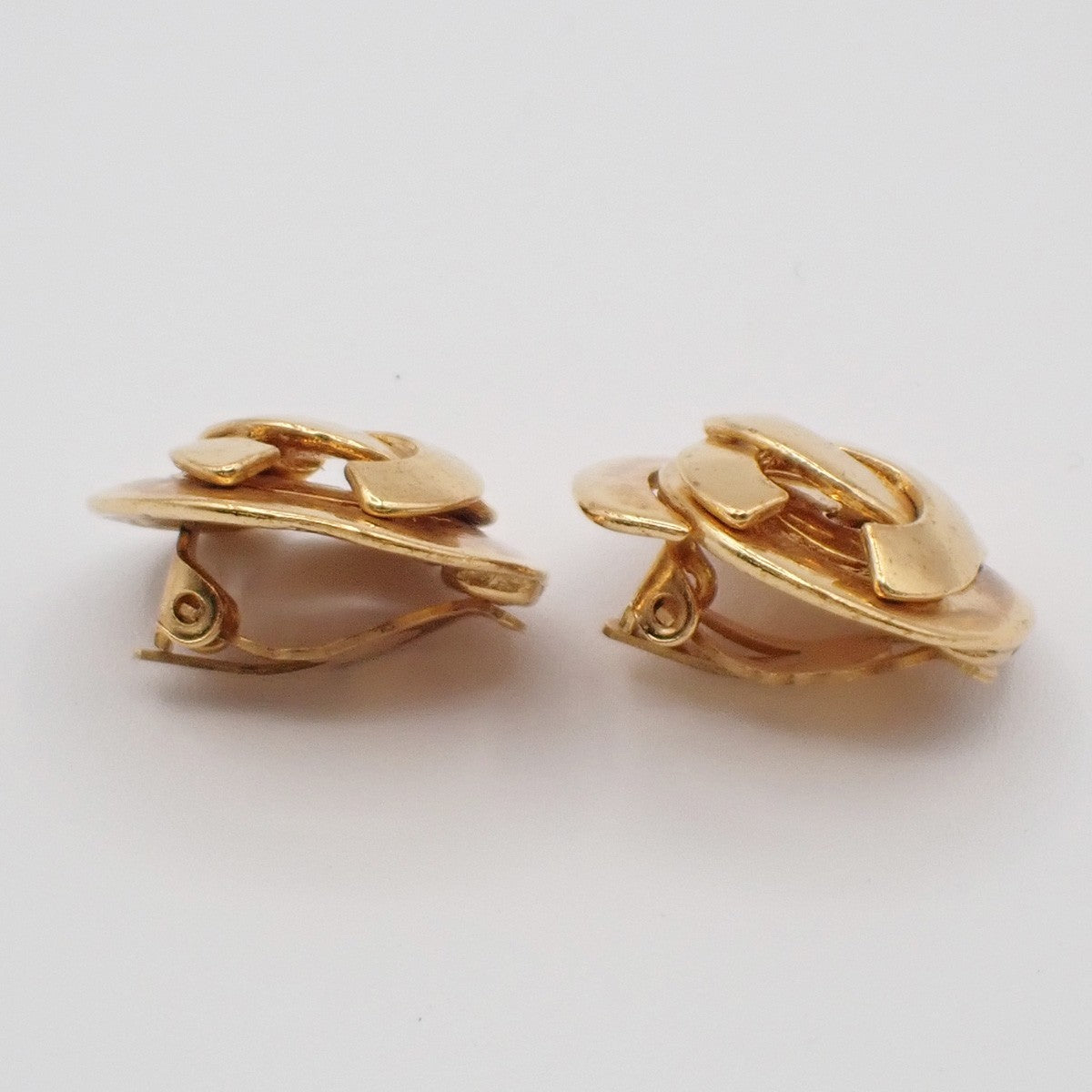 Chanel Vintage CC Round Button Clip-On Earrings Metal