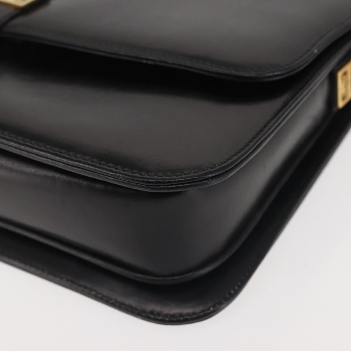 Givenchy Vintage 4G shoulder bag Leather