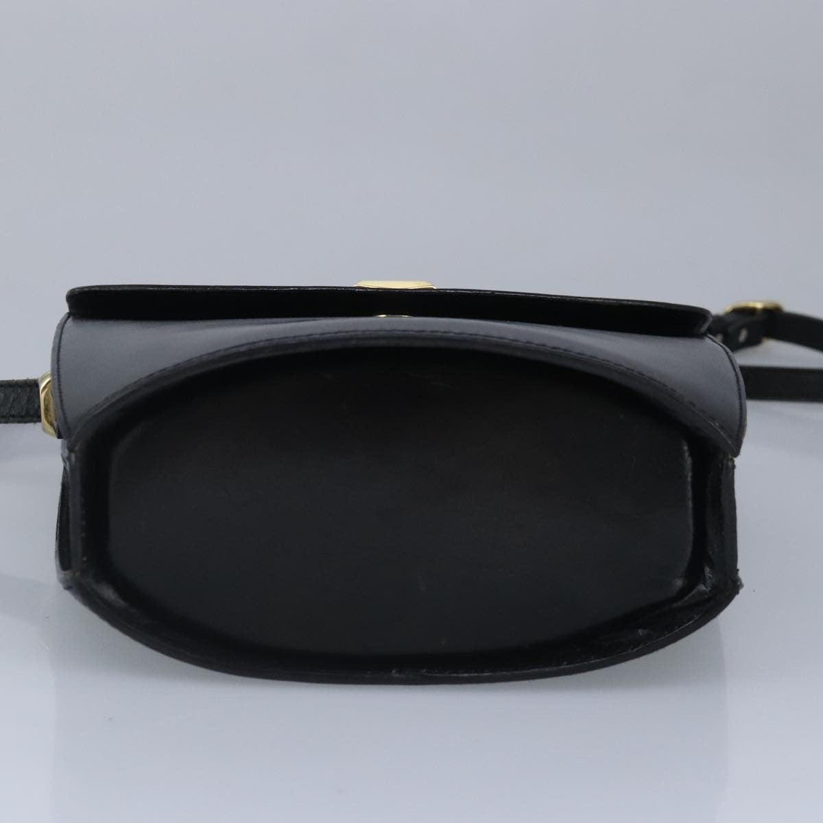 Bally Vintage Shoulder Bag Leather