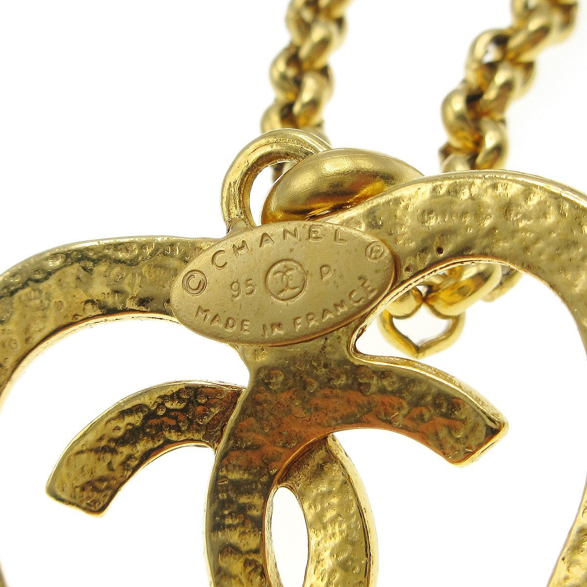 Chanel CC Heart Pendant Necklace Metal