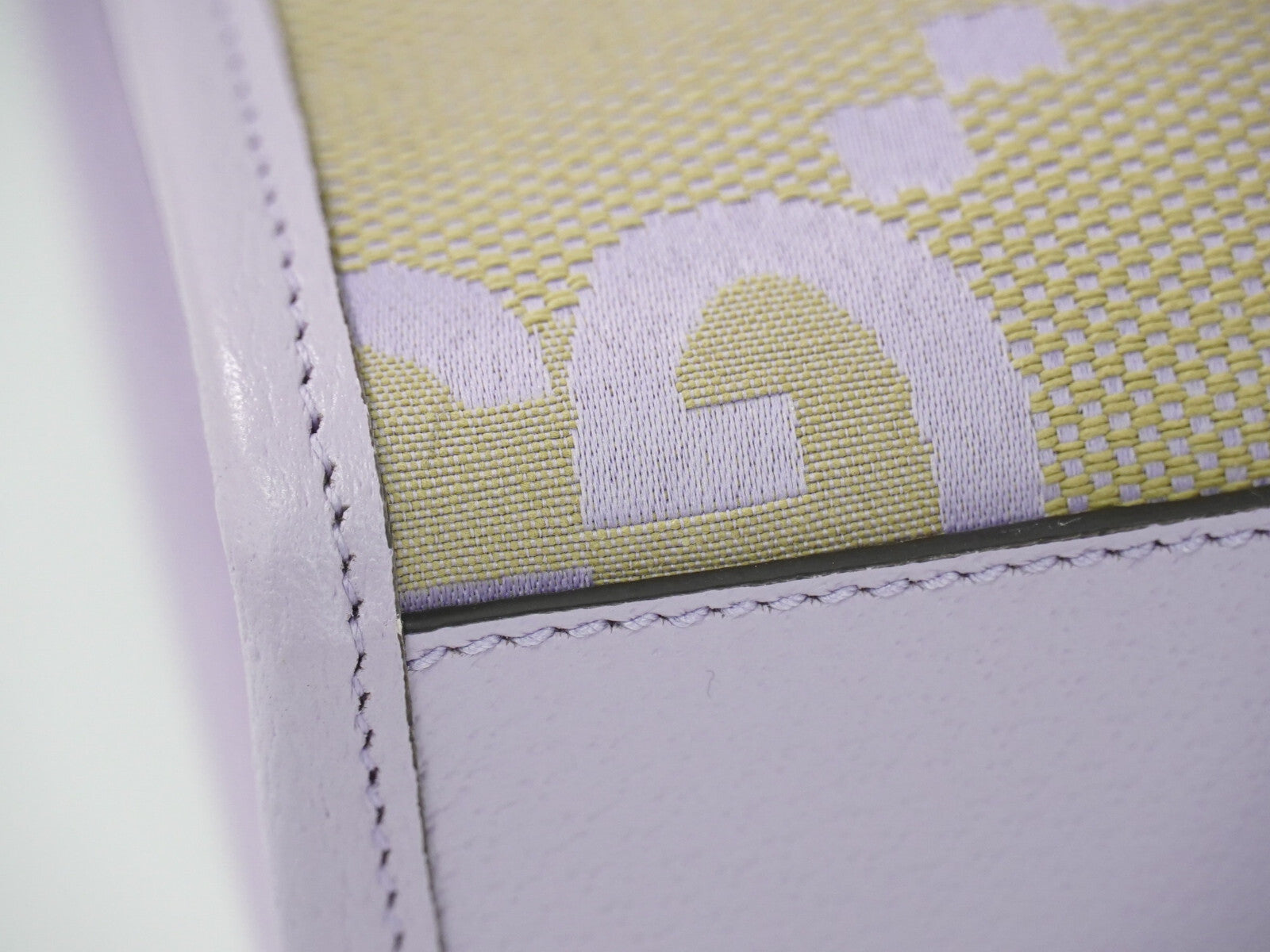 Gucci Vertical Tote Jumbo GG Canvas