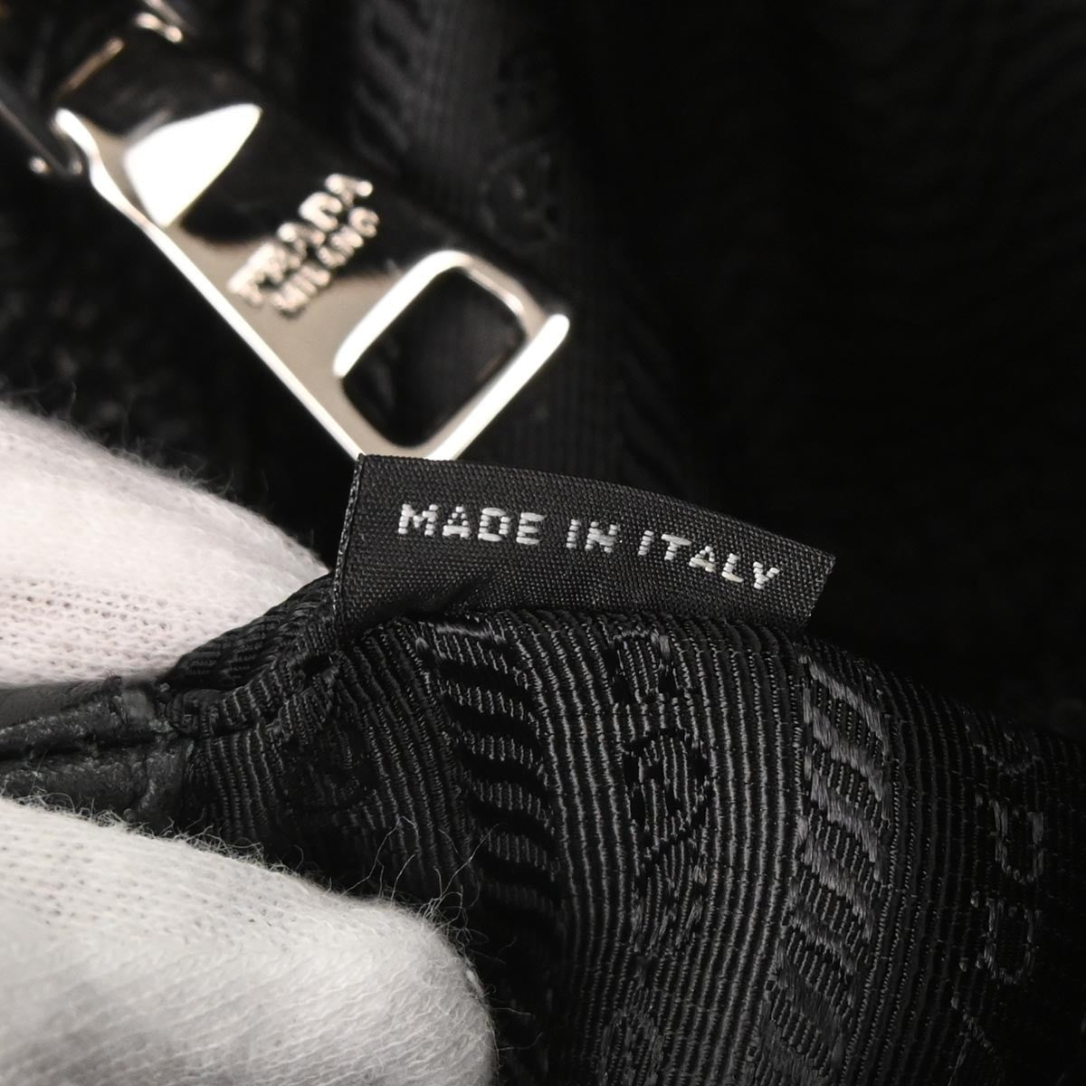 Prada Flat Zip Crossbody Bag Vitello Daino