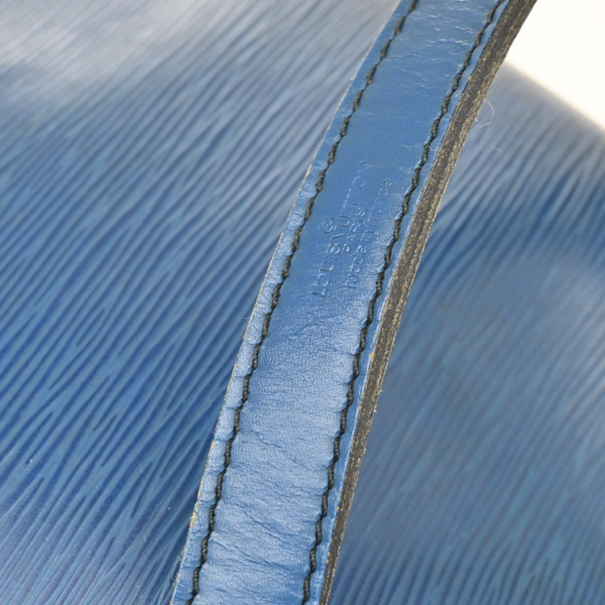 Louis Vuitton Petit Noe Handbag Epi Leather