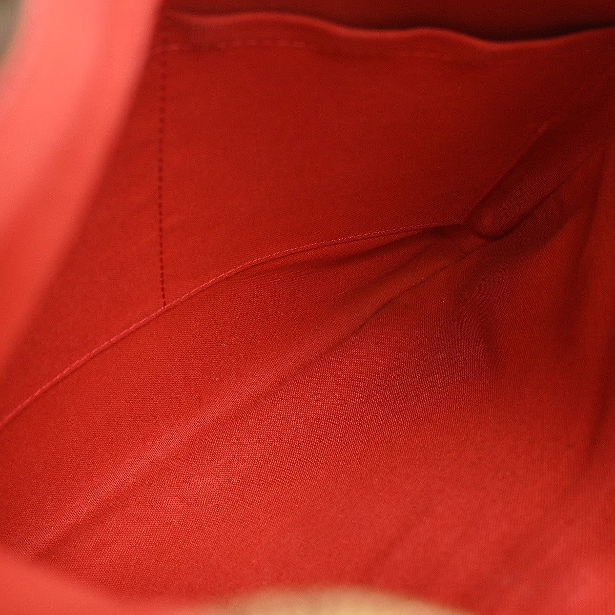 Louis Vuitton Bloomsbury Handbag Damier