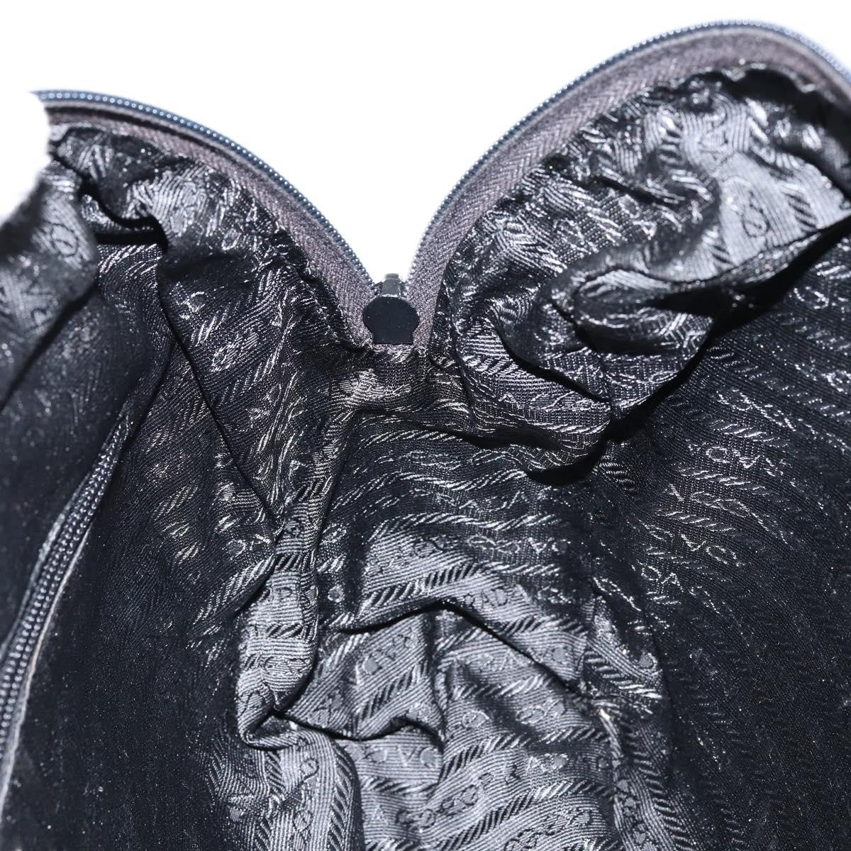 Prada Vintage Zip Handbag Tessuto