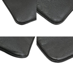 Louis Vuitton Sasha Handbag Taiga Leather