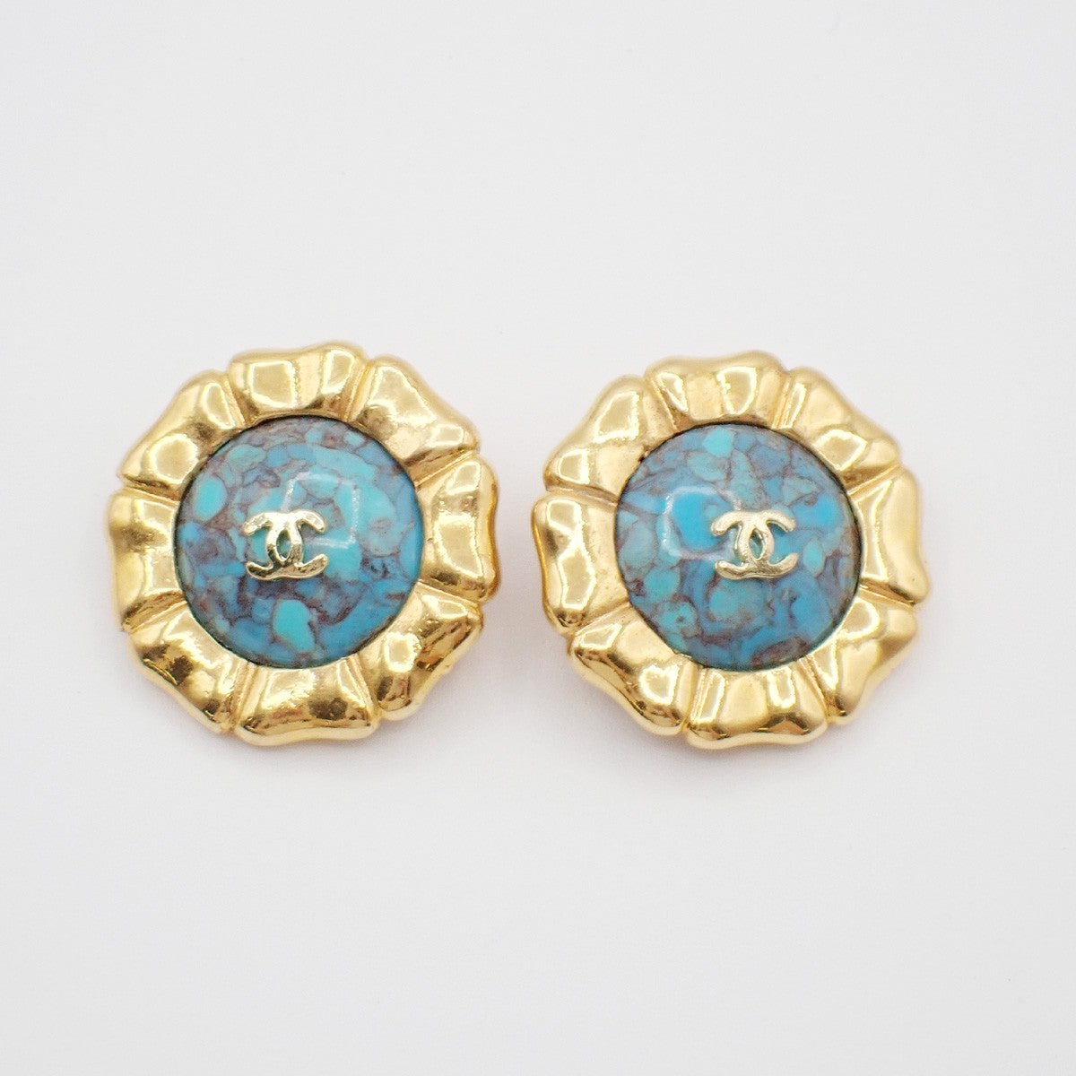 Chanel Vintage CC Round Button Clip-On Earrings Metal