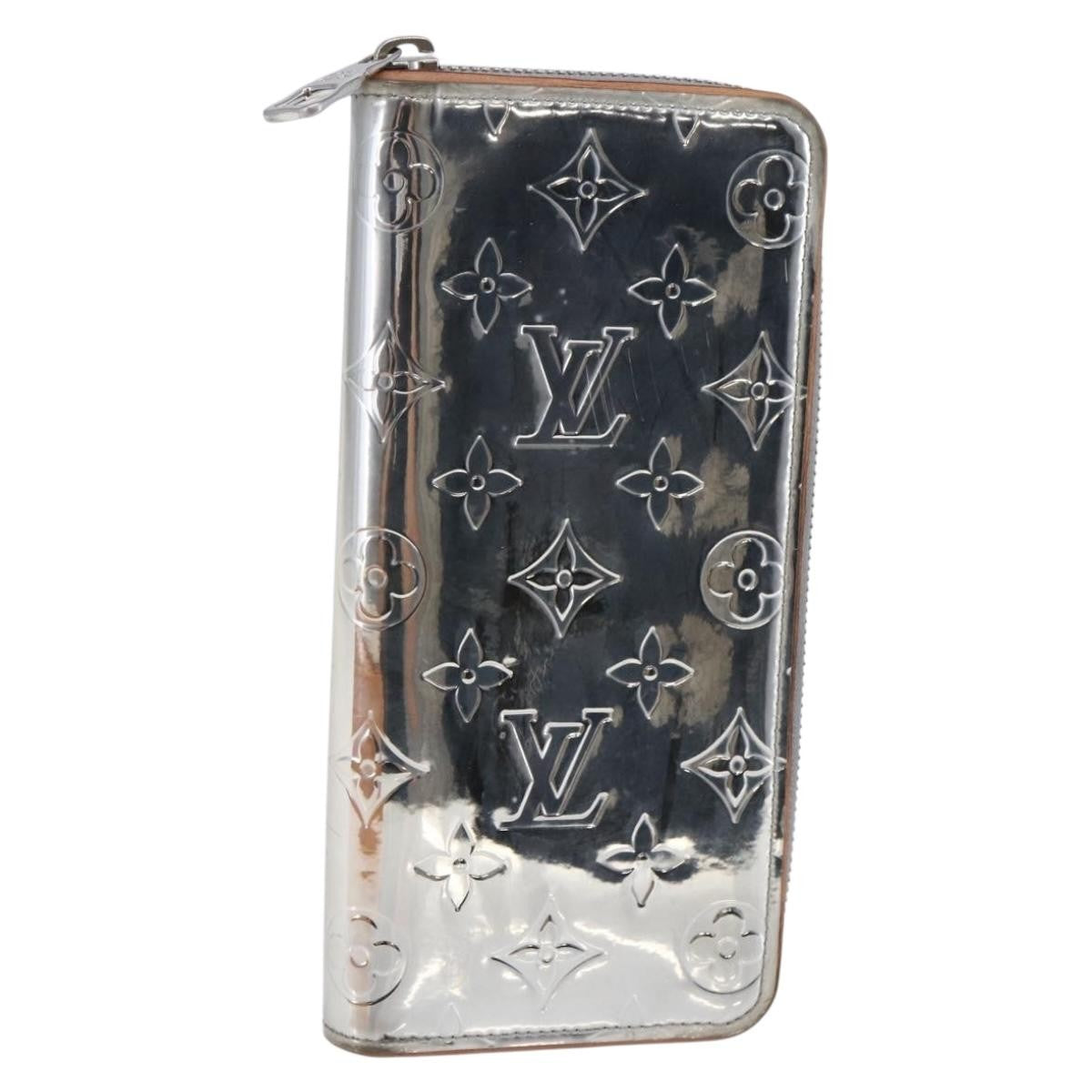 Louis Vuitton Zippy wallet vertical Monogram mirror