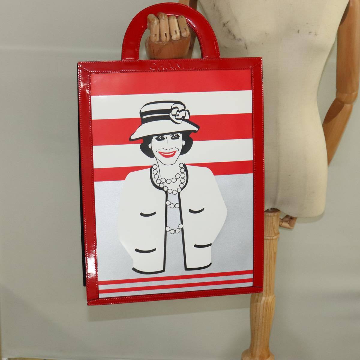 Chanel Vintage Portrait Tote Printed Leather and Quilted Patent