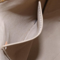 Louis Vuitton Reade Handbag Monogram Vernis