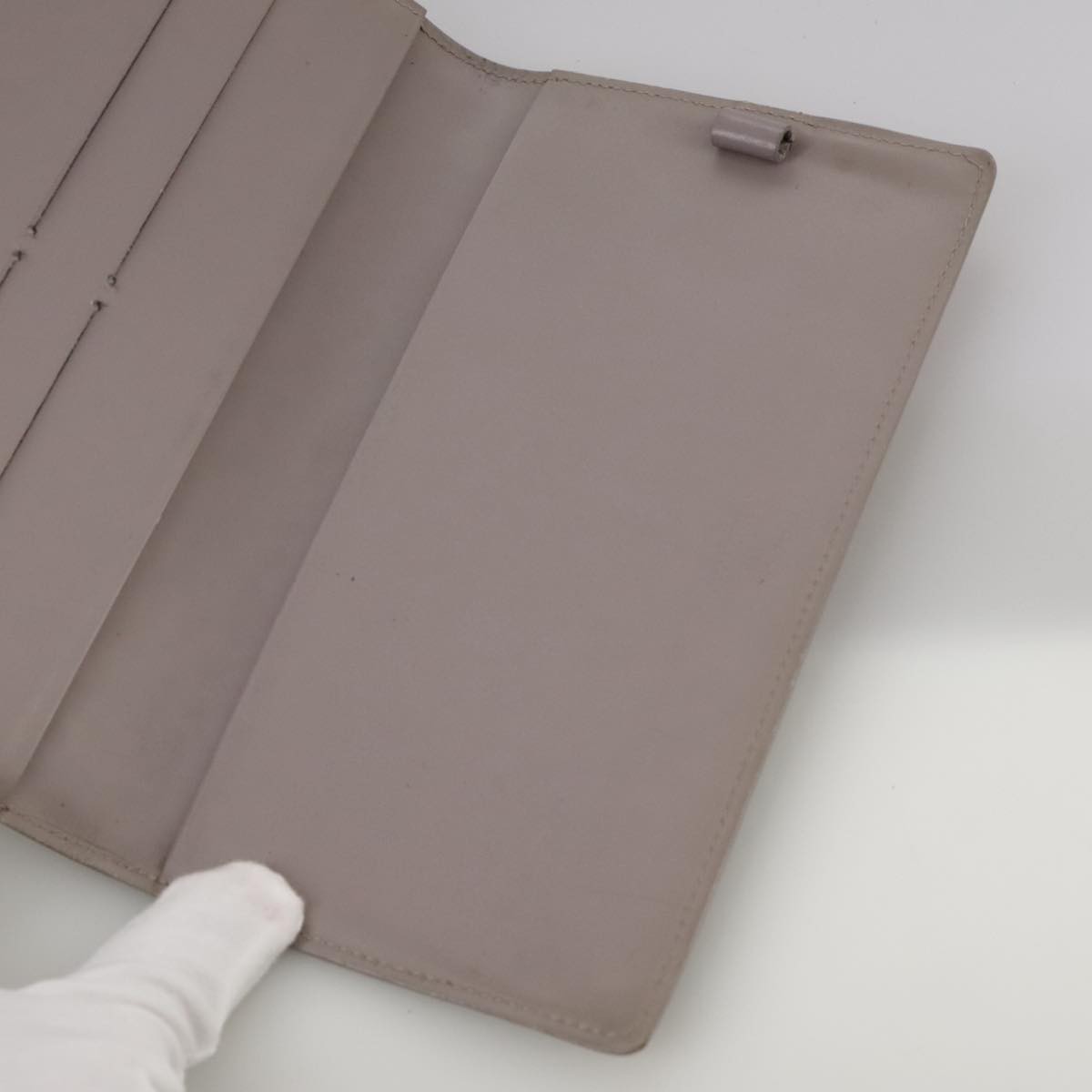 Louis Vuitton Agenda Elastique Wallet Epi Leather