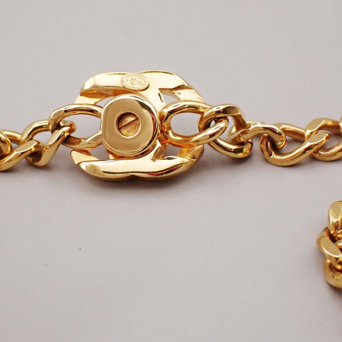 Chanel Vintage Turnlock Reissue Chain Necklace Metal