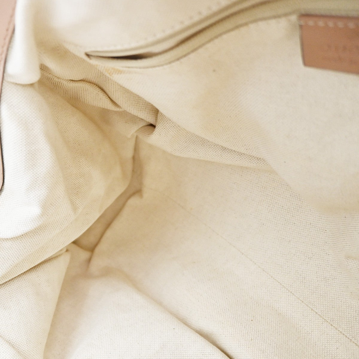 Gucci Sukey Boston Bag Canvas