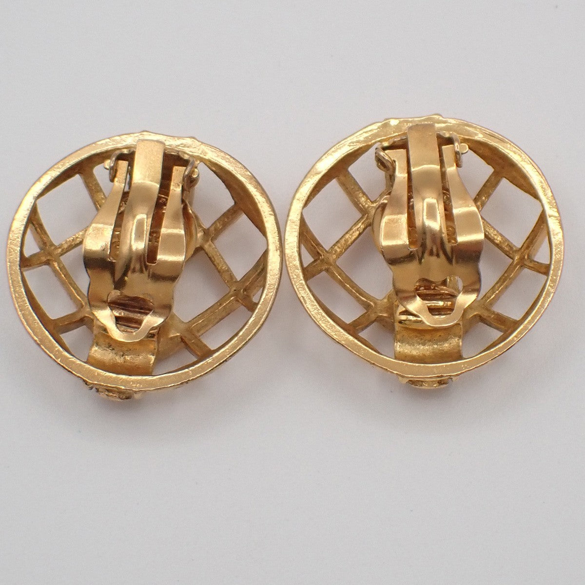 Chanel Vintage CC Round Button Clip-On Earrings Metal