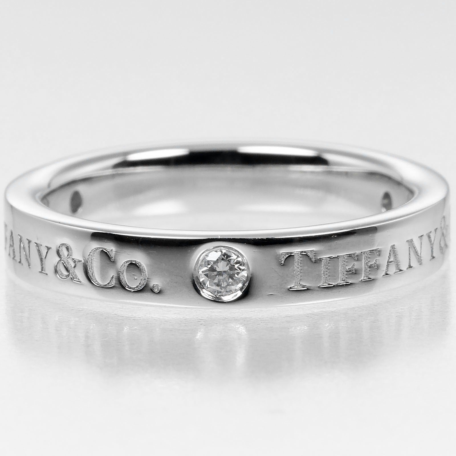 Tiffany & Co. Flat Ring Platinum / 3P Diamond