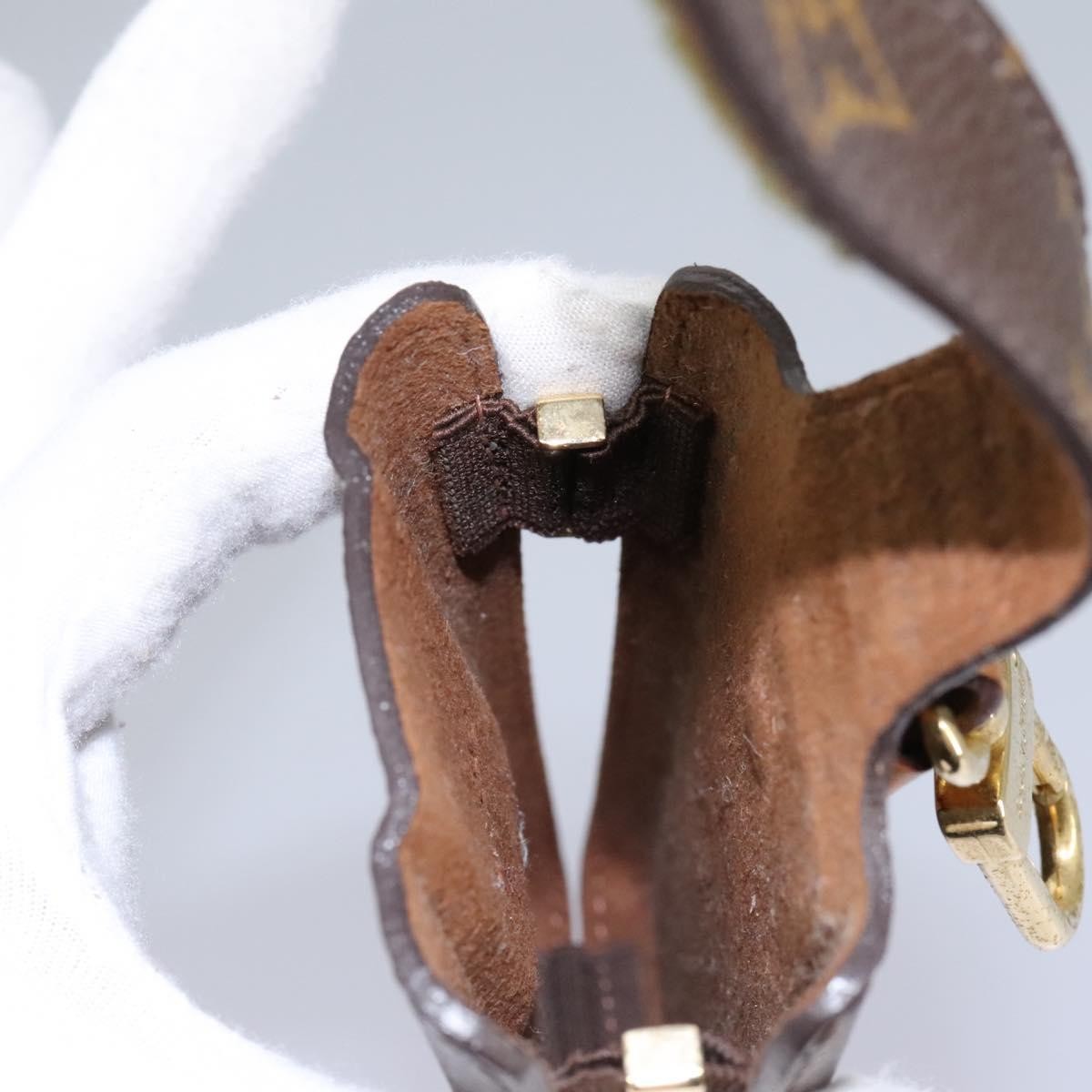 Louis Vuitton Étui Téléphone Monogram Canvas