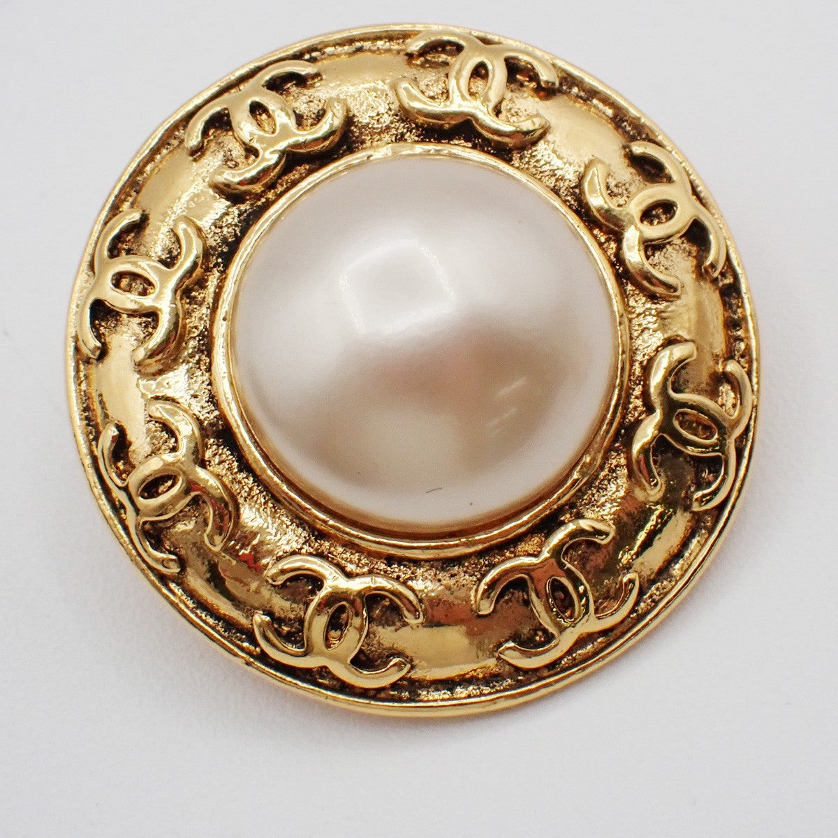 Chanel Vintage Round Clip-On Earrings Metal with Faux Pearl