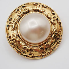 Chanel Vintage Round Clip-On Earrings Metal with Faux Pearl