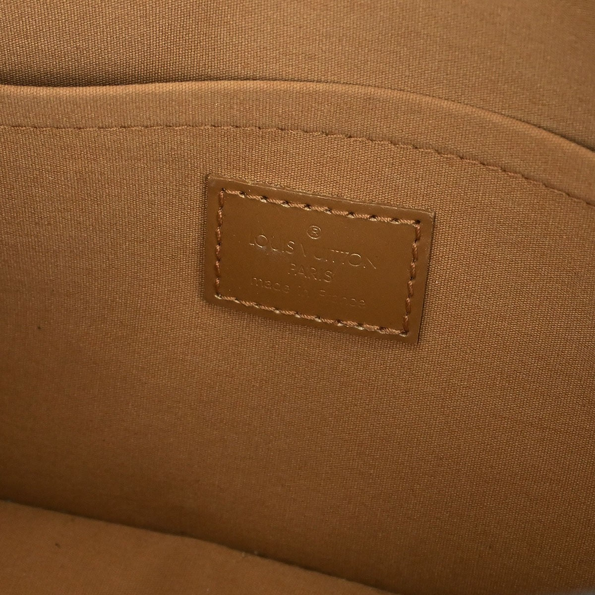 Louis Vuitton Mat Shelton Handbag Monogram Vernis