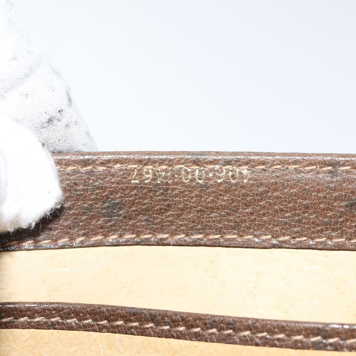 Gucci Vintage Handbag Leather