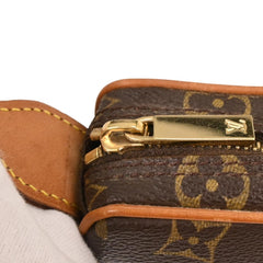 Louis Vuitton Croissant Handbag Monogram Canvas