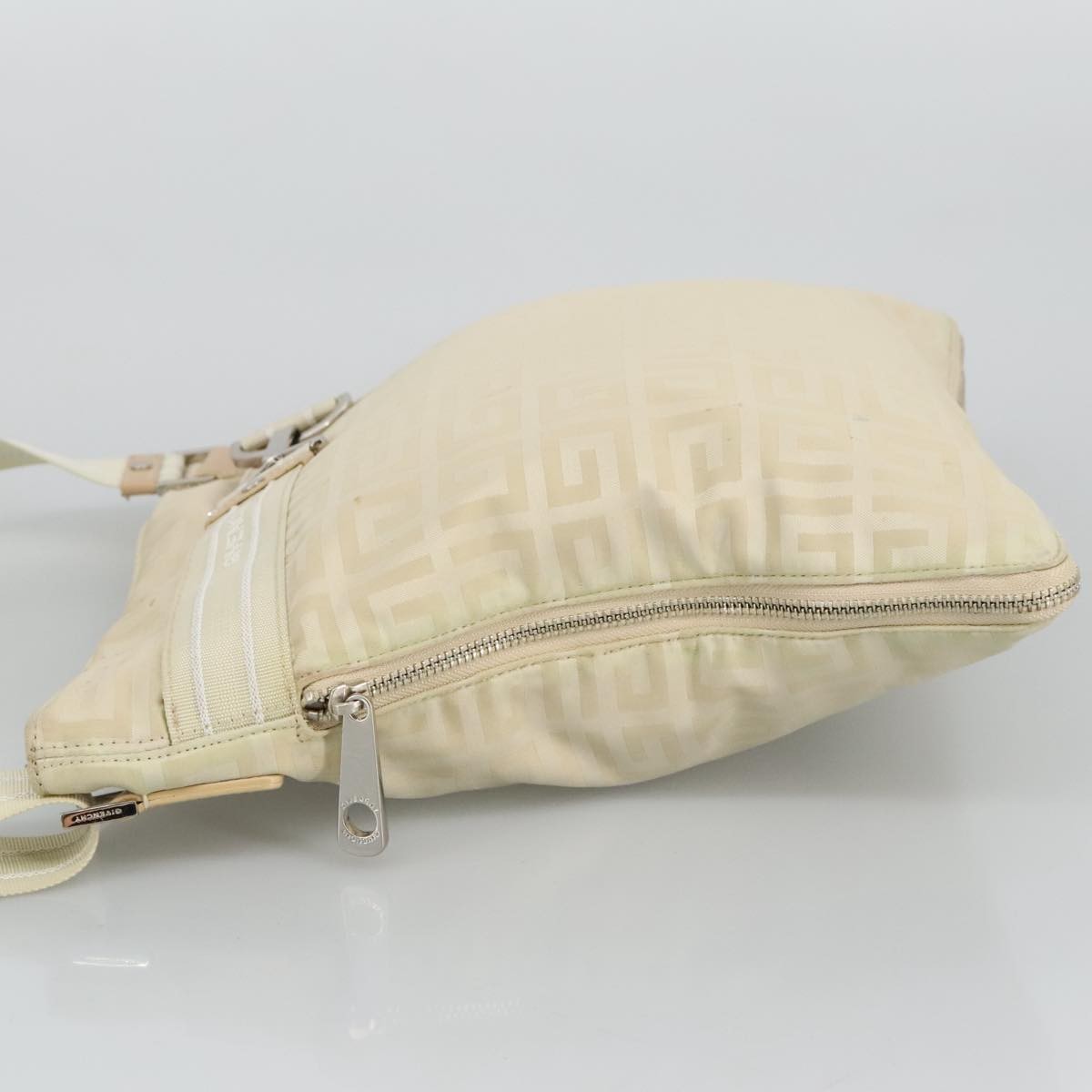 Givenchy 4G shoulder Bag Leather