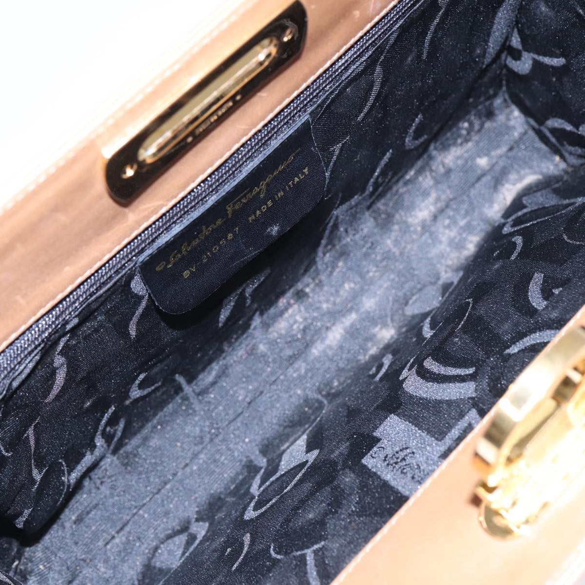 Salvatore Ferragamo Vintage Gancini Chain Shoulder Bag Leather