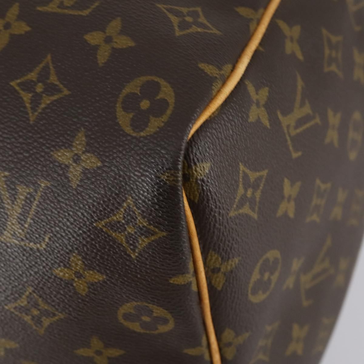 Louis Vuitton Keepall Bag Monogram Canvas