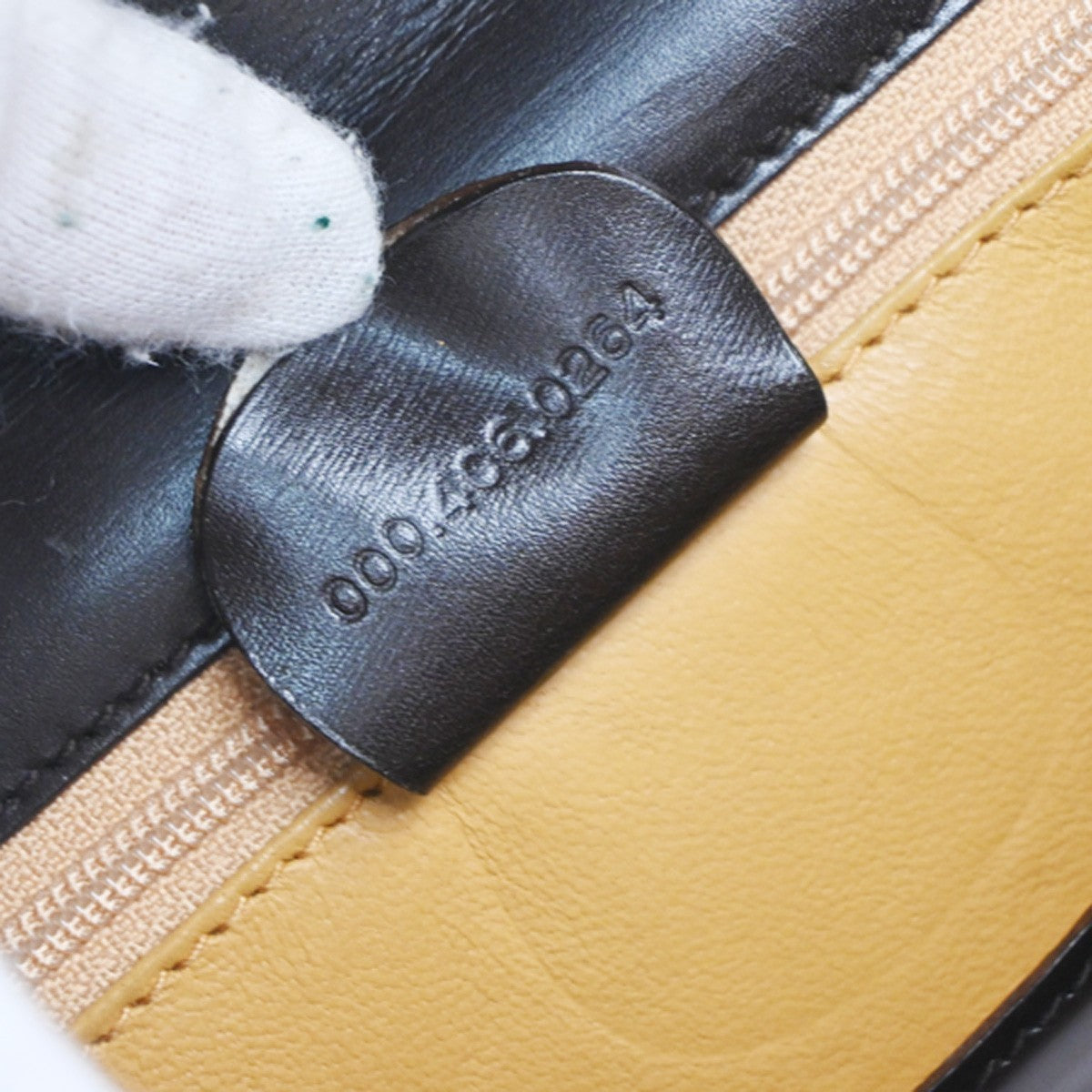 Gucci Vintage Handbag Leather