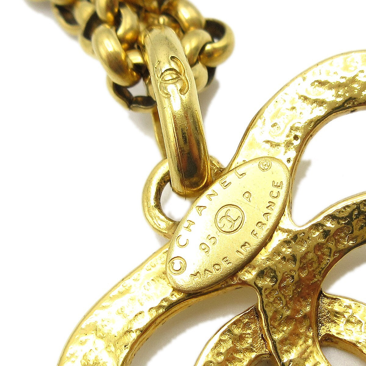 Chanel CC Heart Pendant Necklace Metal