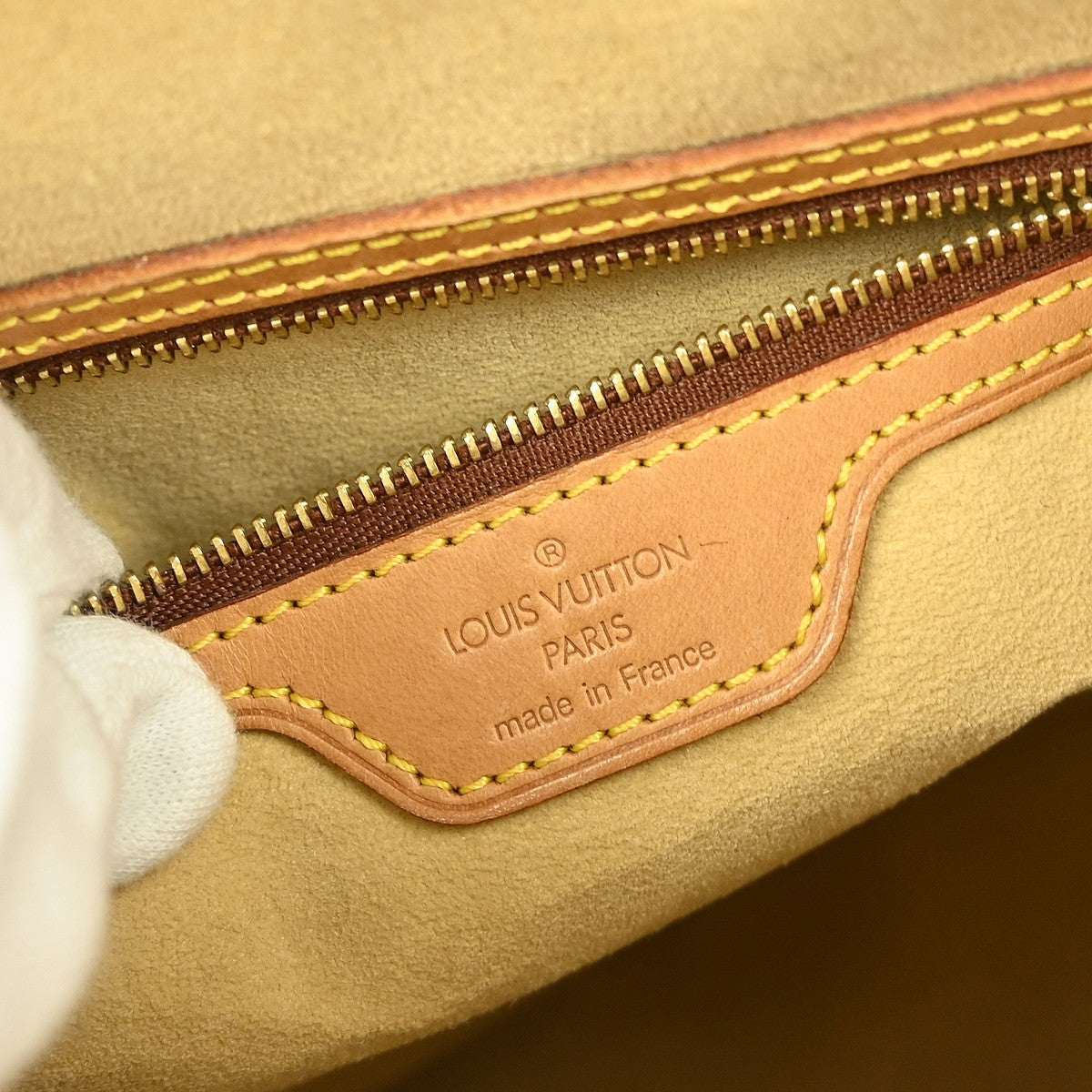 Louis Vuitton Looping Handbag Monogram Canvas