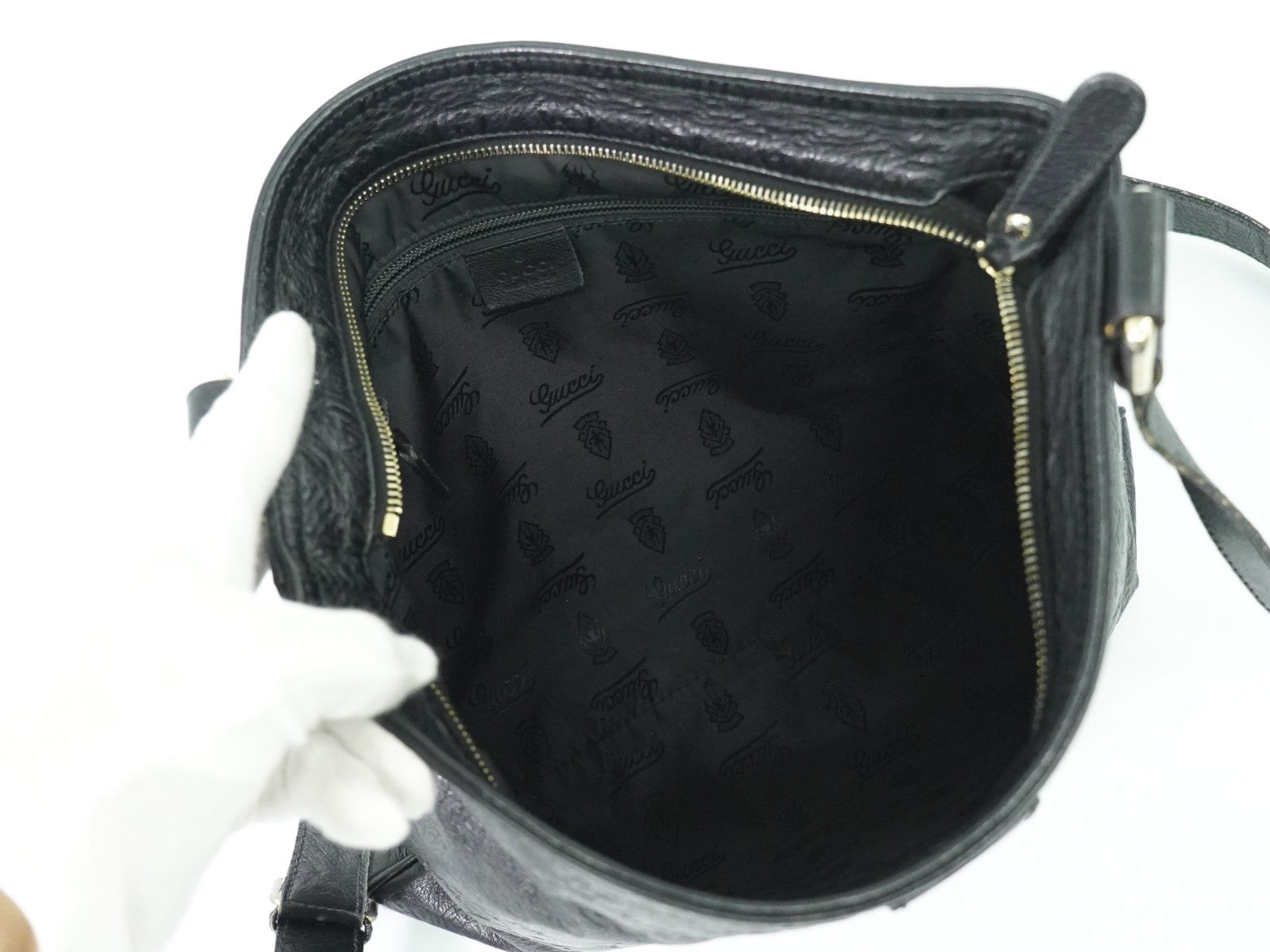 Gucci Crossbody Bag Guccissima Leather