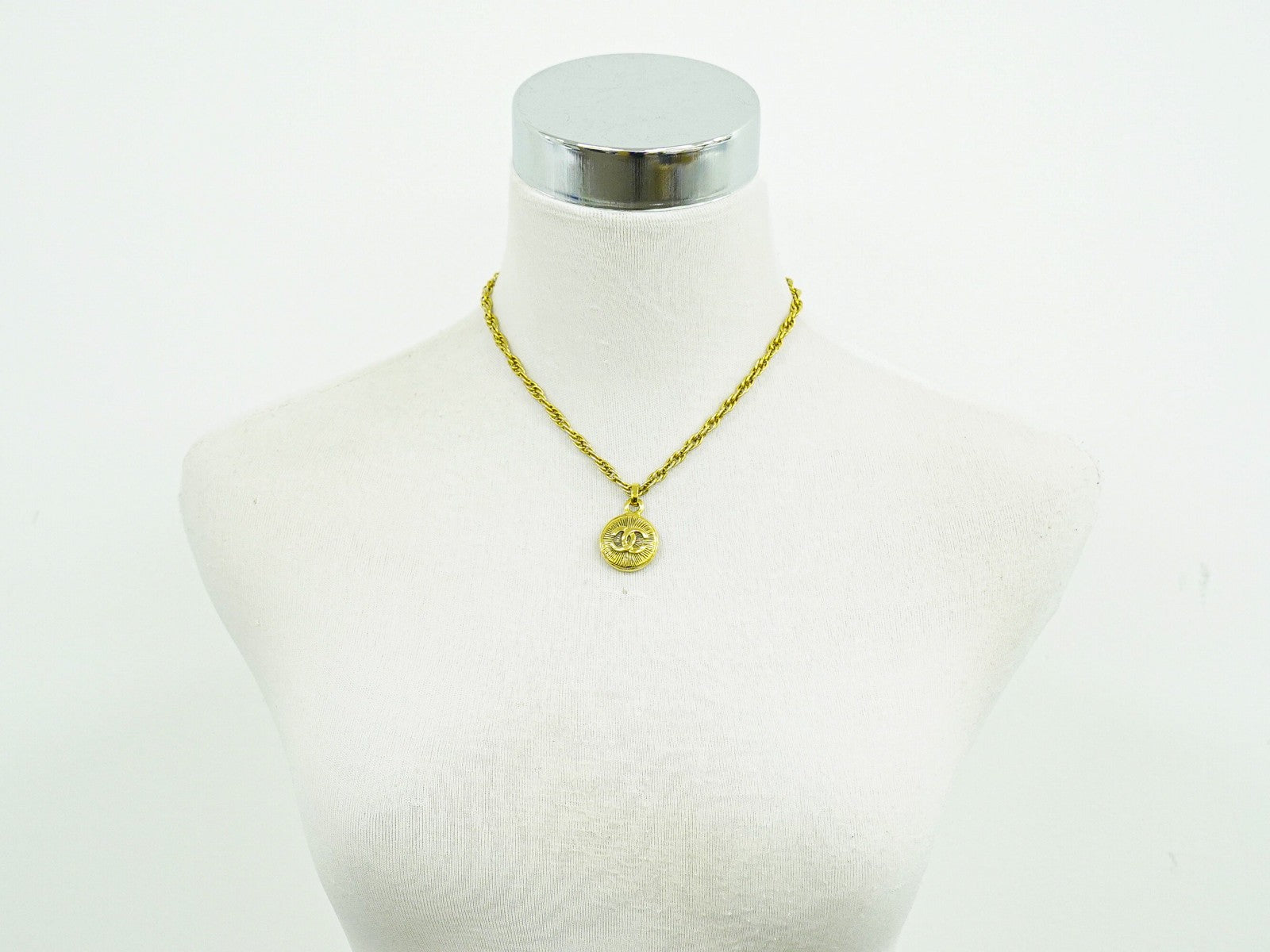 Chanel Vintage Medallion Necklace Metal