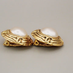 Chanel Vintage Round Clip-On Earrings Metal with Faux Pearl