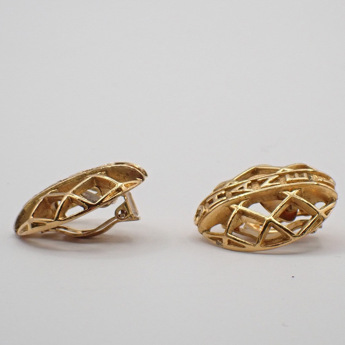 Chanel Vintage CC Round Button Clip-On Earrings Metal